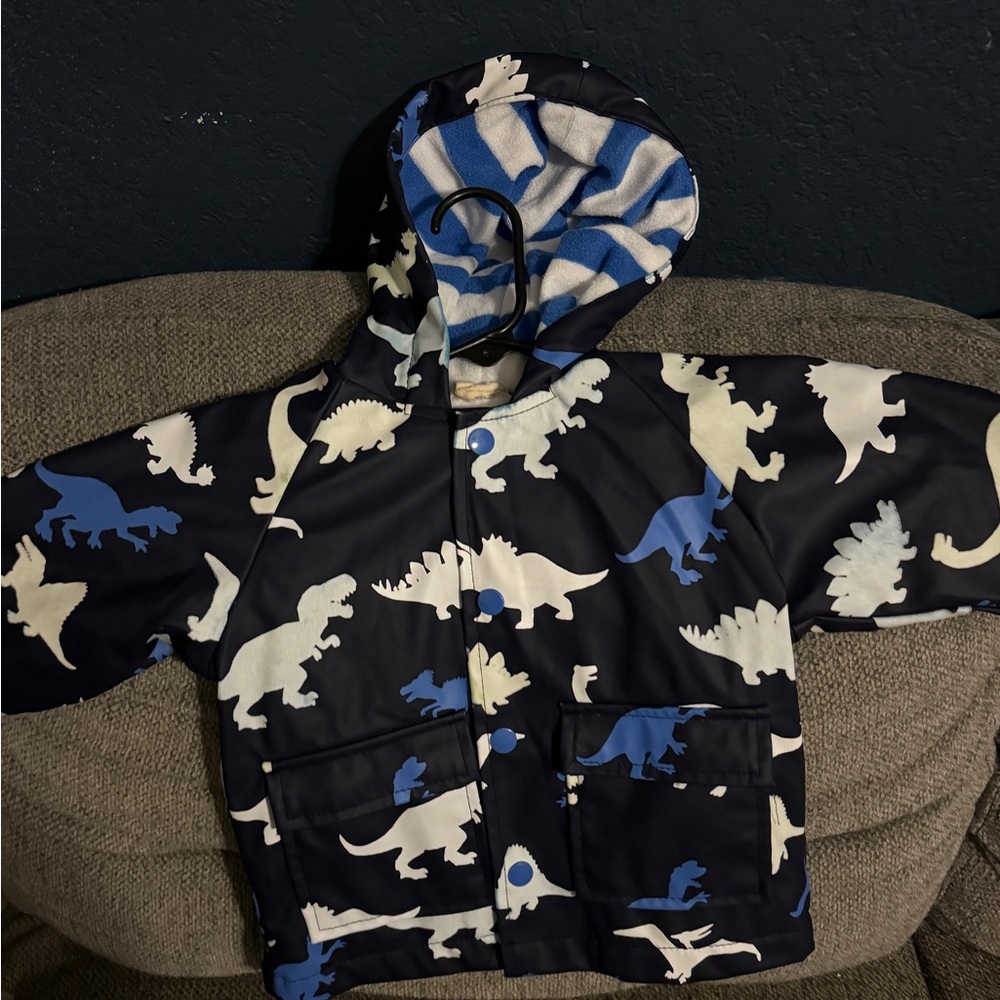 Hatley Color-changing rain jacket 9-12mo